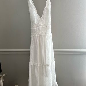 LimeLush Dot Sleeveless Frilled Midi Dress With V Neck